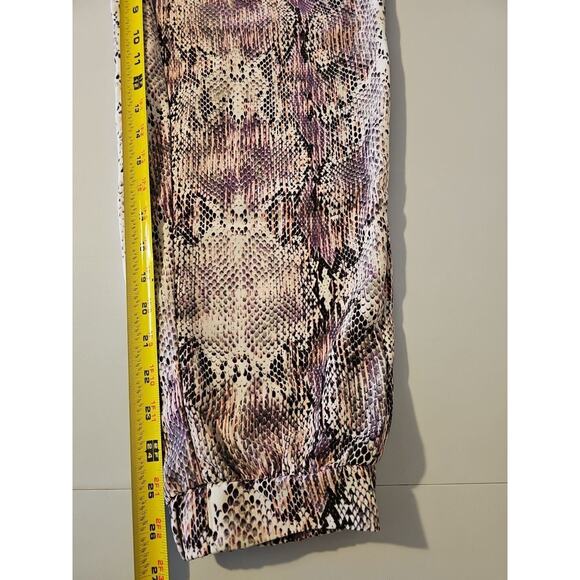 Jennifer Lopez Animal Print Soft Lightweight Pull-on Joggers size S - Picture 8 of 9